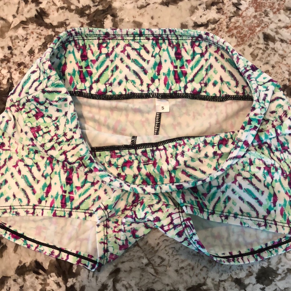 Booty shorts - Picture 2 of 5
